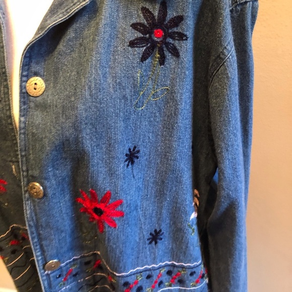 Embroidered Denim Shirt Jacket Shacket by Nectar Size Medium 12-14 - Picture 6 of 11